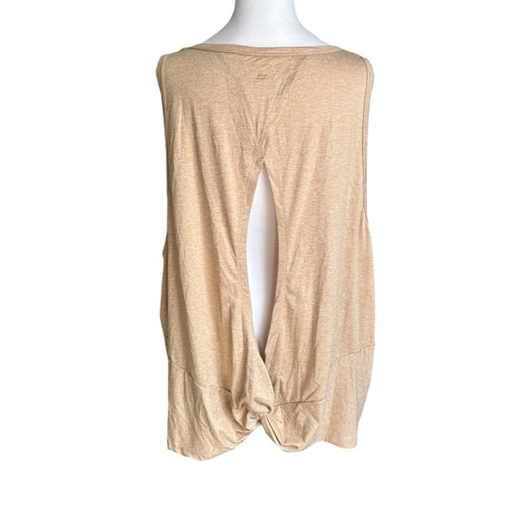 Fabletics Relaxed Tank Tops Size 4X - Picture 3 of 17